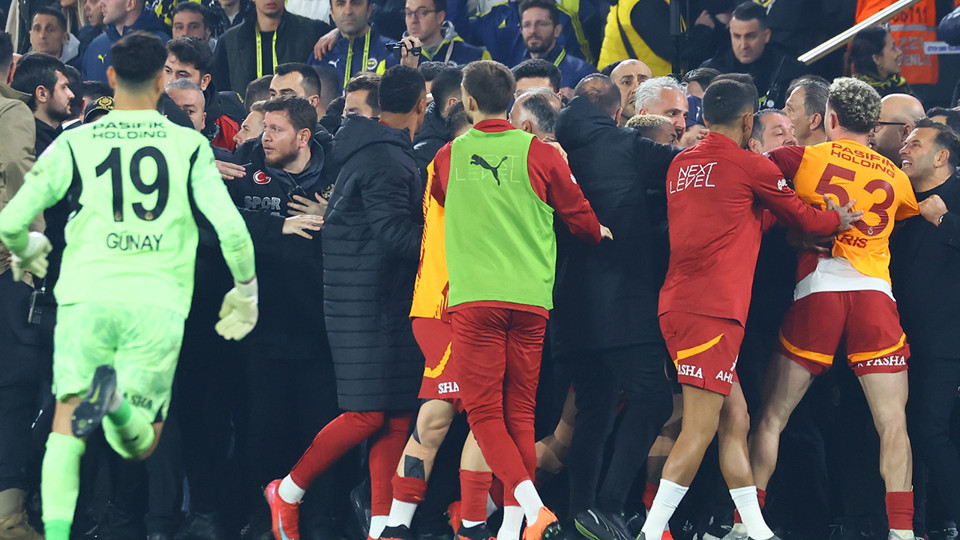 Derbilerin faturası "ağır" oluyor! İşte Fenerbahçe-Galatasaray derbisine dair her şey...