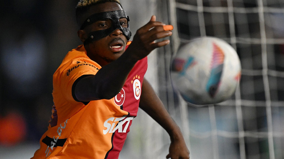 Osimhen, 11'de olursa tedavi sürecinden yine erken dönmüş olacak