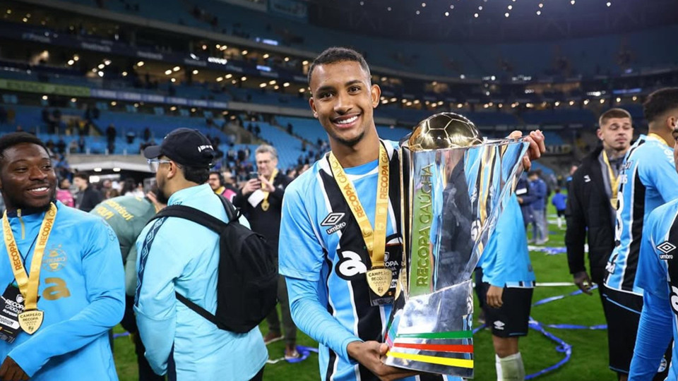 Göztepe, Brezilyalı forvet Andre Henrique'nin peşinde