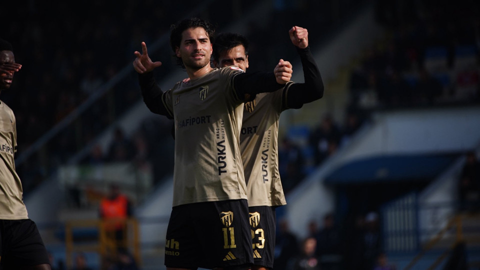 Karacabey Belediyespor'u deplasmanda yenen Kocaelispor kupada gruplara yükseldi