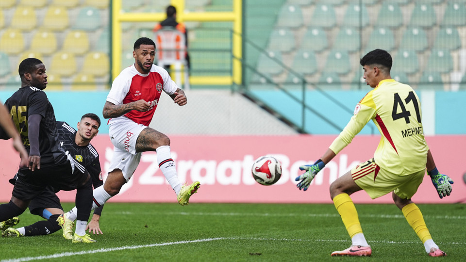 Fatih Karagümrük, 5 golle turladı